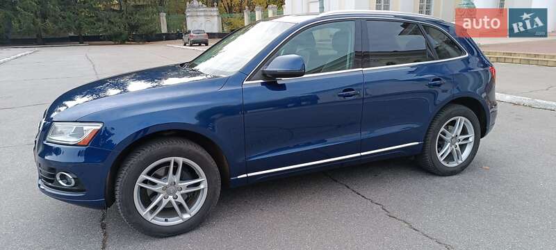 Внедорожник / Кроссовер Audi Q5 2013 в Желтых Водах