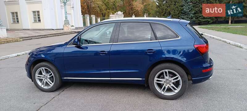 Внедорожник / Кроссовер Audi Q5 2013 в Желтых Водах