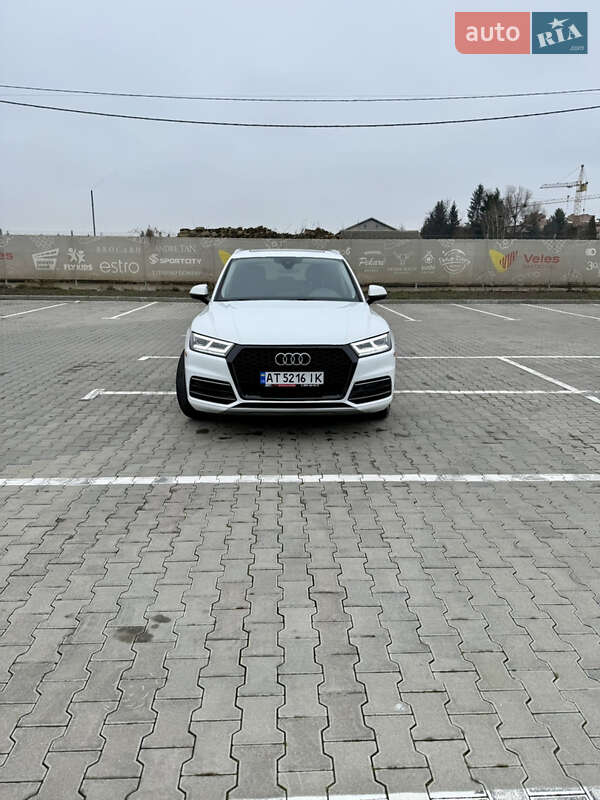 Внедорожник / Кроссовер Audi Q5 2018 в Ивано-Франковске