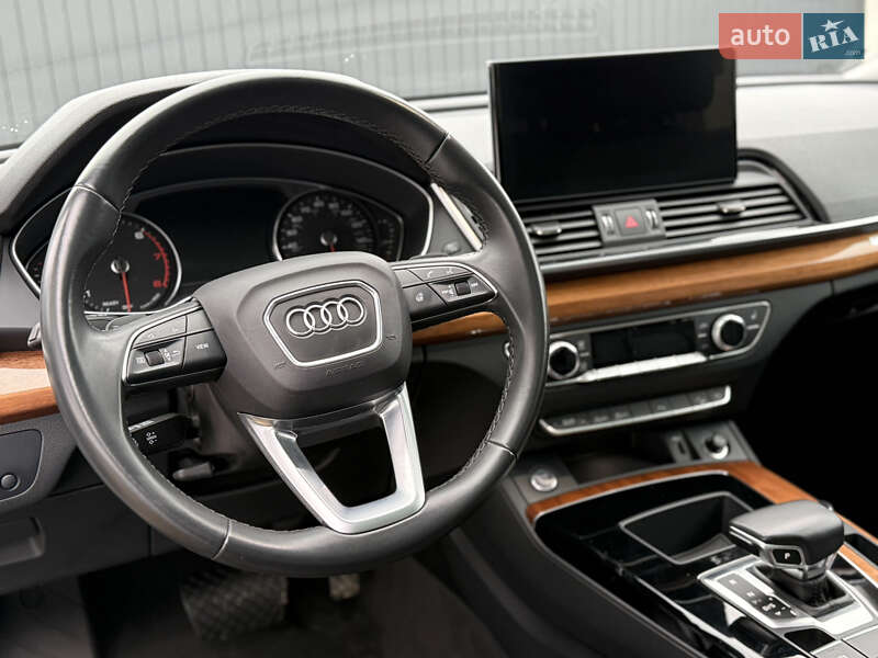 Позашляховик / Кросовер Audi Q5 2020 в Стрию фото 57 Позашляховик / Кросовер Audi Q5 2020 в Стрию