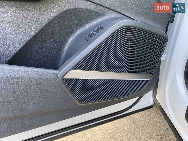 Внедорожник / Кроссовер Audi Q5 2017 в Одессе