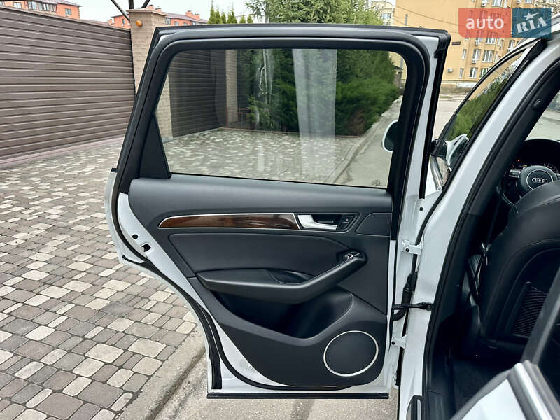 Внедорожник / Кроссовер Audi Q5 2015 в Киеве фото 23 Внедорожник / Кроссовер Audi Q5 2015 в Киеве