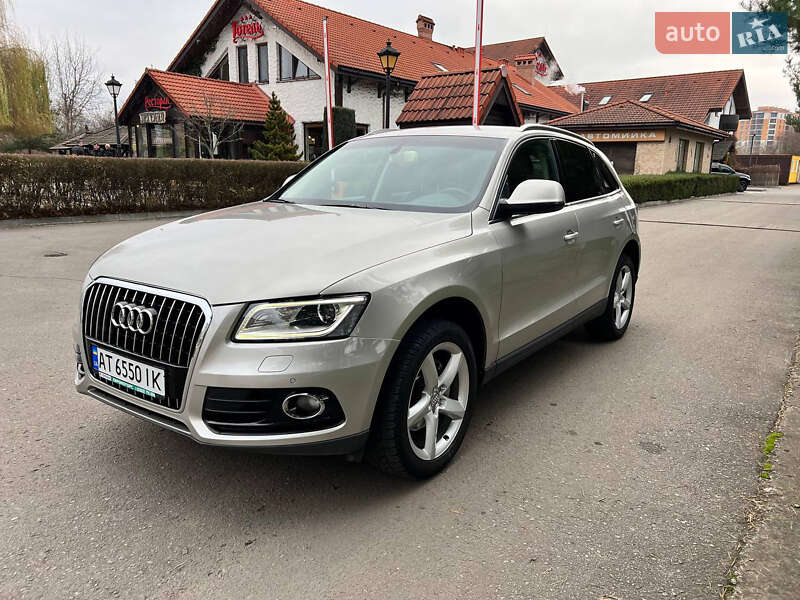 Позашляховик / Кросовер Audi Q5 2012 в Івано-Франківську