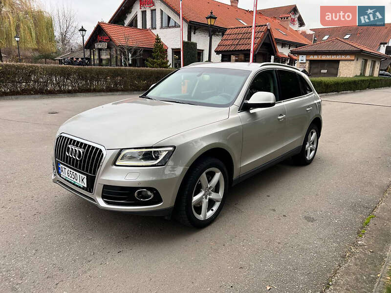 Позашляховик / Кросовер Audi Q5 2012 в Івано-Франківську