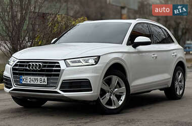 Позашляховик / Кросовер Audi Q5 2017 в Дніпрі