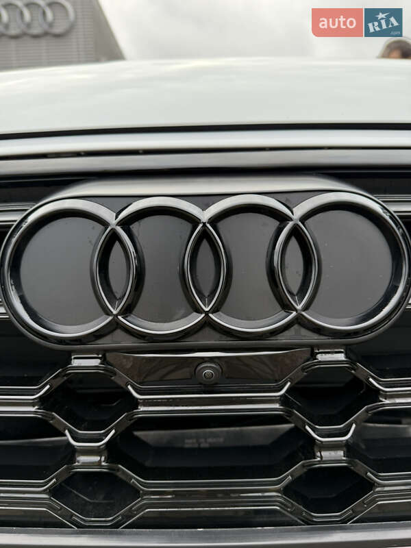 Внедорожник / Кроссовер Audi Q5 2023 в Киеве