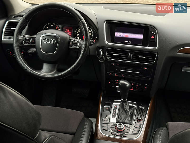 Внедорожник / Кроссовер Audi Q5 2012 в Тячеве