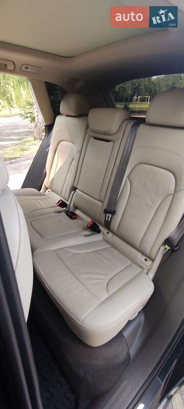 Внедорожник / Кроссовер Audi Q5 2016 в Миргороде