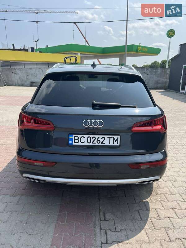 Позашляховик / Кросовер Audi Q5 2018 в Сокалі