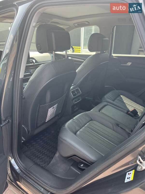 Позашляховик / Кросовер Audi Q5 2018 в Сокалі