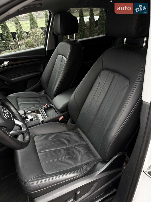 Позашляховик / Кросовер Audi Q5 2018 в Новояворівську