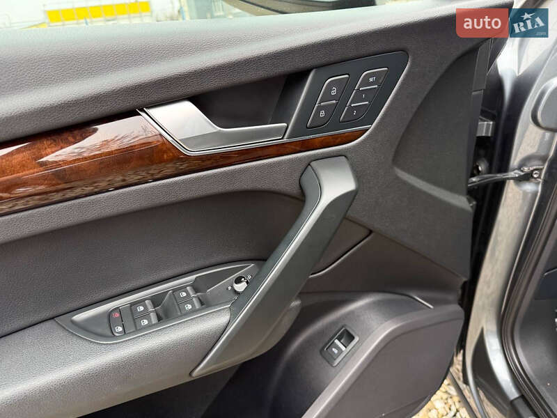 Внедорожник / Кроссовер Audi Q5 2017 в Коломые