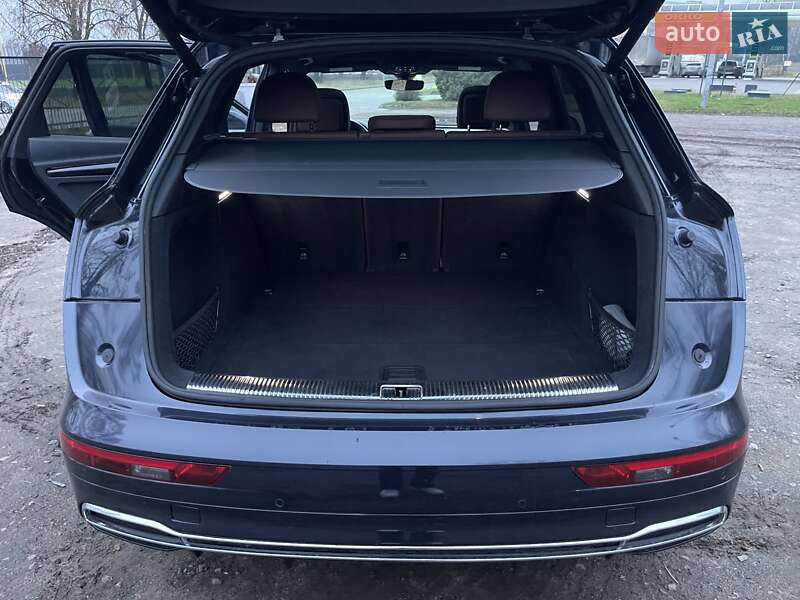 Внедорожник / Кроссовер Audi Q5 2018 в Чернигове