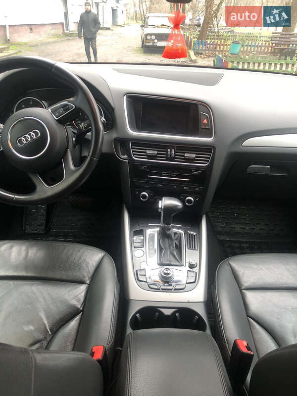 Позашляховик / Кросовер Audi Q5 2013 в Звягелі