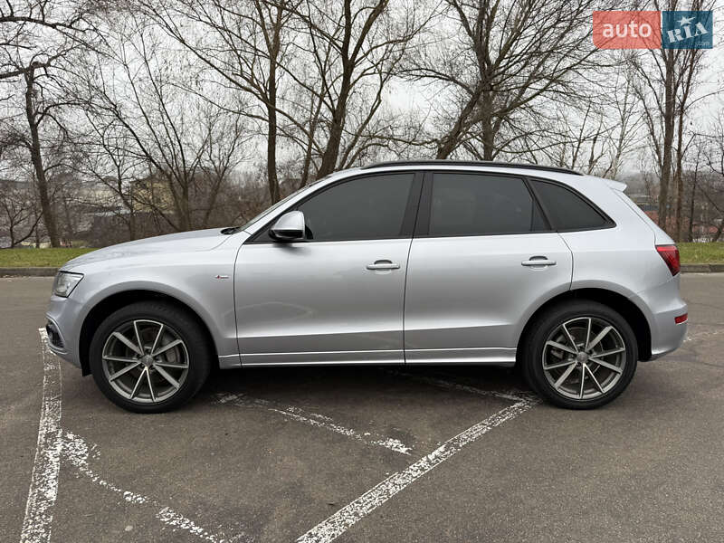 Внедорожник / Кроссовер Audi Q5 2016 в Киеве