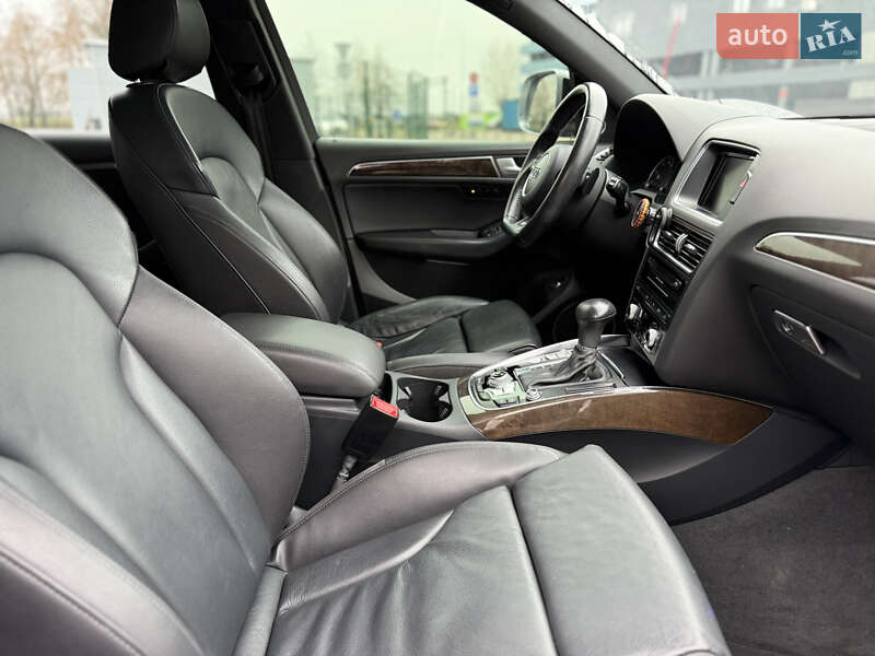 Внедорожник / Кроссовер Audi Q5 2016 в Киеве