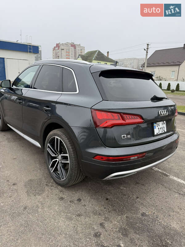 Позашляховик / Кросовер Audi Q5 2017 в Вараші фото 7 Позашляховик / Кросовер Audi Q5 2017 в Вараші