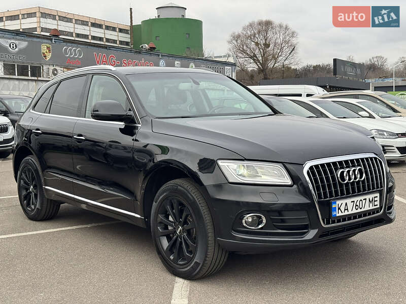 Позашляховик / Кросовер Audi Q5 2015 в Києві