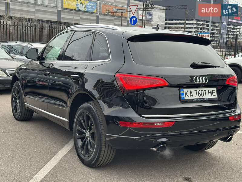 Позашляховик / Кросовер Audi Q5 2015 в Києві