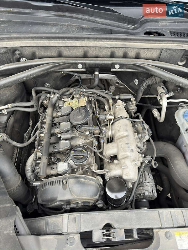 Позашляховик / Кросовер Audi Q5 2015 в Києві