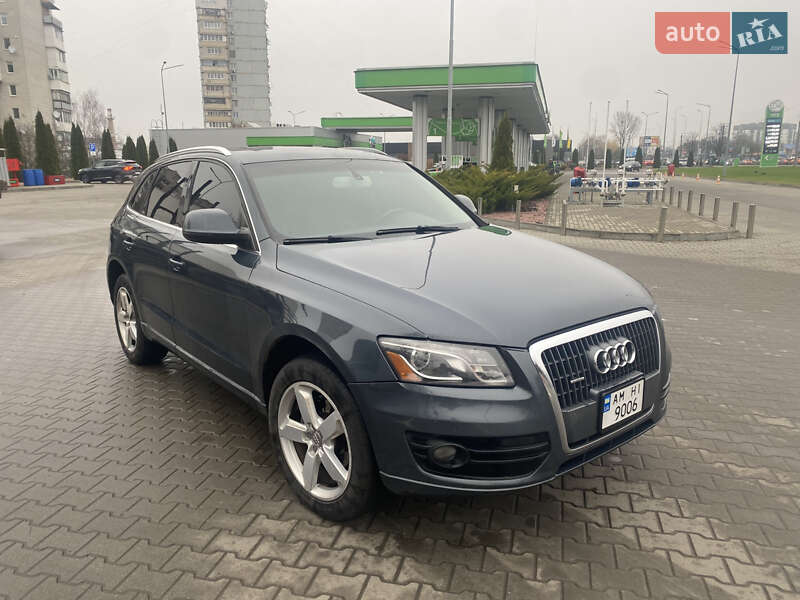 Внедорожник / Кроссовер Audi Q5 2011 в Житомире