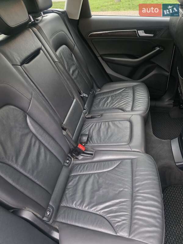 Внедорожник / Кроссовер Audi Q5 2013 в Ивано-Франковске