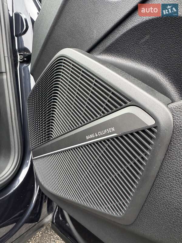 Внедорожник / Кроссовер Audi Q5 2019 в Киеве фото 28 Внедорожник / Кроссовер Audi Q5 2019 в Киеве