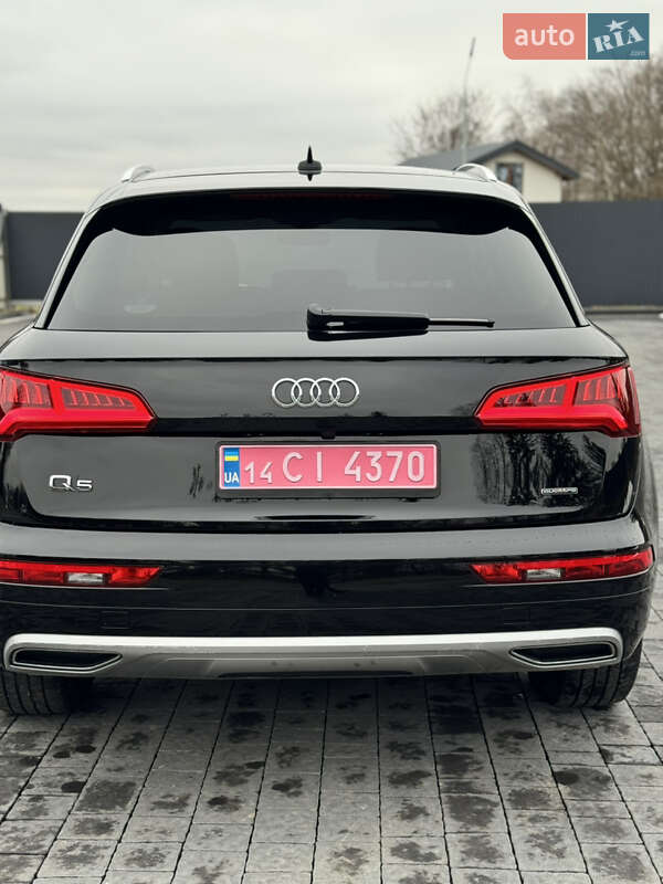 Позашляховик / Кросовер Audi Q5 2019 в Самборі