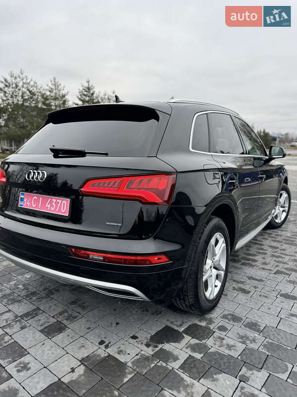 Позашляховик / Кросовер Audi Q5 2019 в Самборі