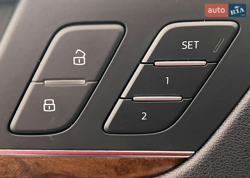 Внедорожник / Кроссовер Audi Q5 2017 в Львове