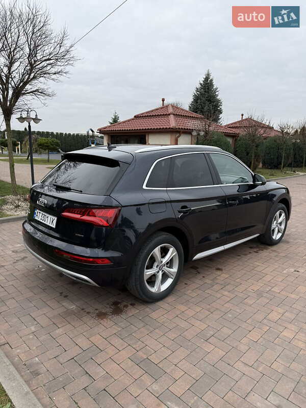 Внедорожник / Кроссовер Audi Q5 2020 в Ивано-Франковске