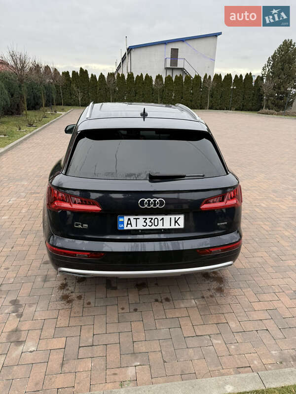 Внедорожник / Кроссовер Audi Q5 2020 в Ивано-Франковске