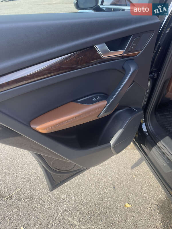 Внедорожник / Кроссовер Audi Q5 2019 в Ровно фото 24 Внедорожник / Кроссовер Audi Q5 2019 в Ровно