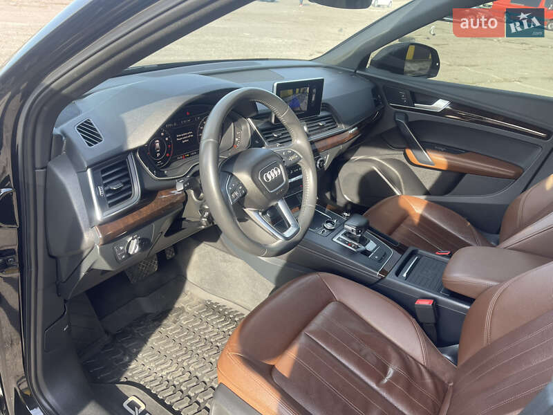 Внедорожник / Кроссовер Audi Q5 2019 в Ровно фото 28 Внедорожник / Кроссовер Audi Q5 2019 в Ровно