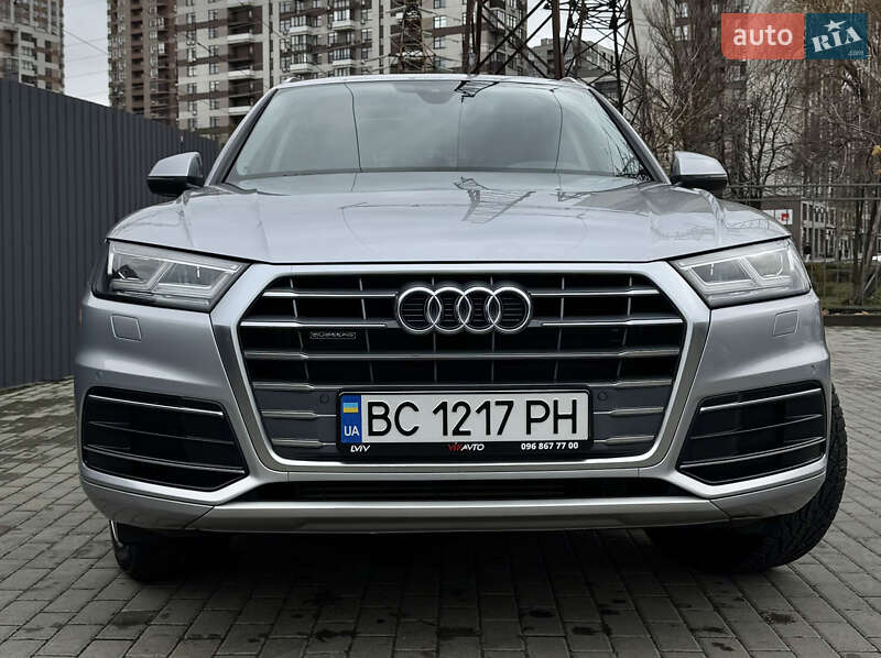 Внедорожник / Кроссовер Audi Q5 2018 в Киеве