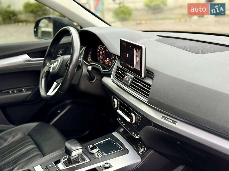 Внедорожник / Кроссовер Audi Q5 2019 в Львове фото 11 Внедорожник / Кроссовер Audi Q5 2019 в Львове