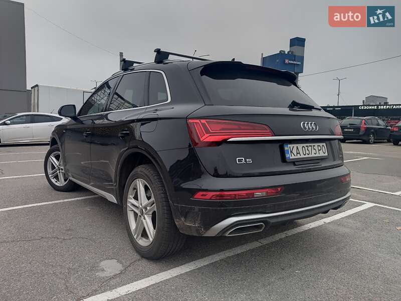 Внедорожник / Кроссовер Audi Q5 2020 в Киеве