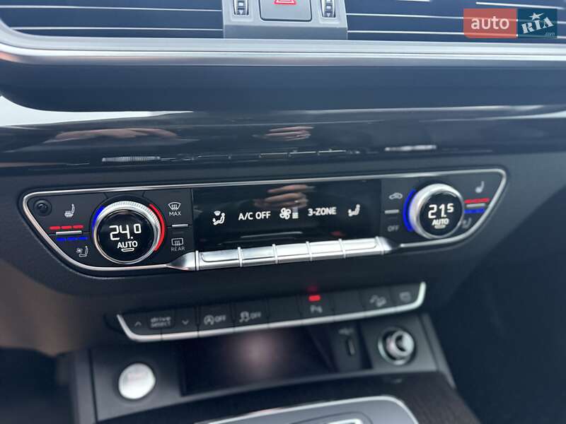 Внедорожник / Кроссовер Audi Q5 2018 в Луцке