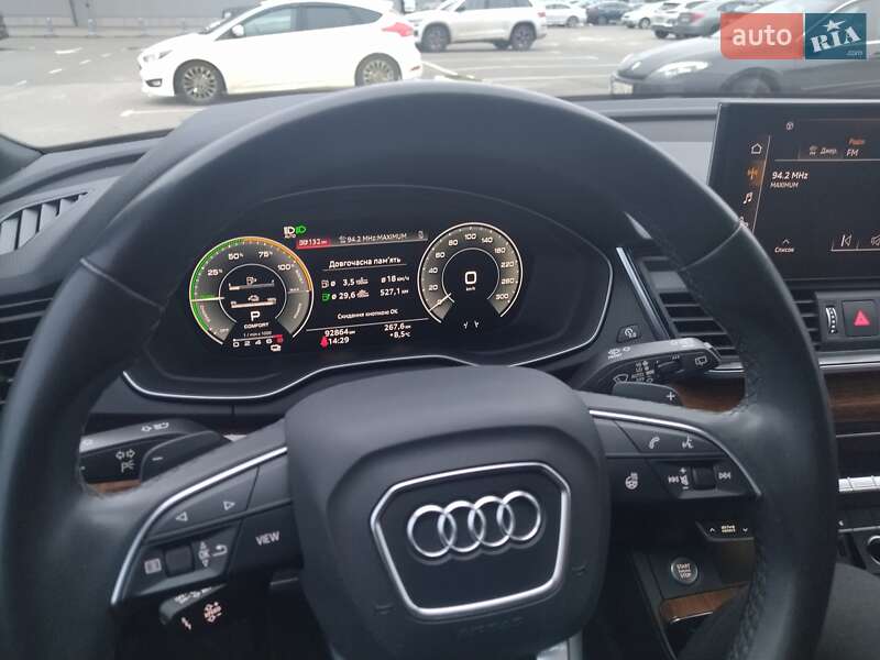 Внедорожник / Кроссовер Audi Q5 2020 в Киеве