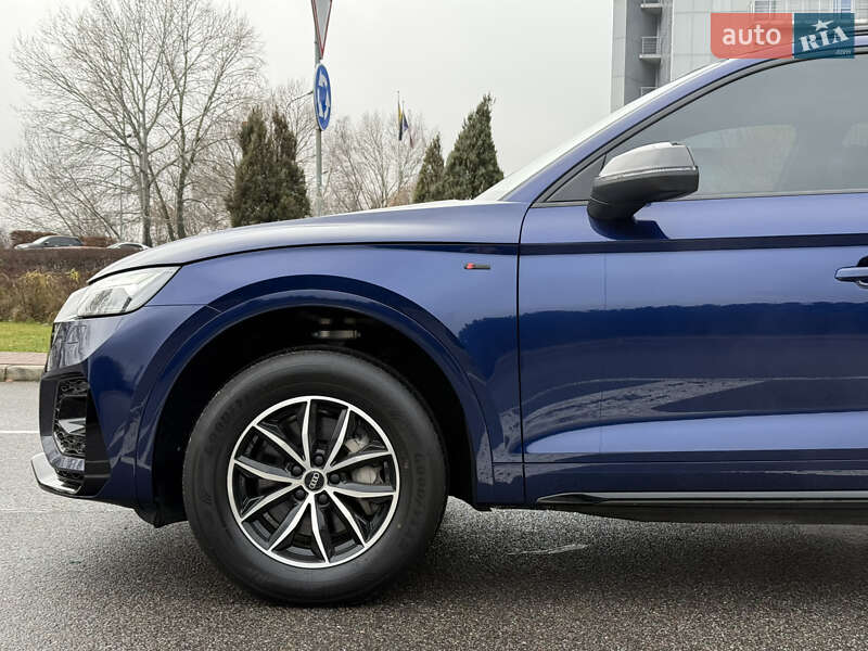 Позашляховик / Кросовер Audi Q5 2022 в Києві фото 9 Позашляховик / Кросовер Audi Q5 2022 в Києві