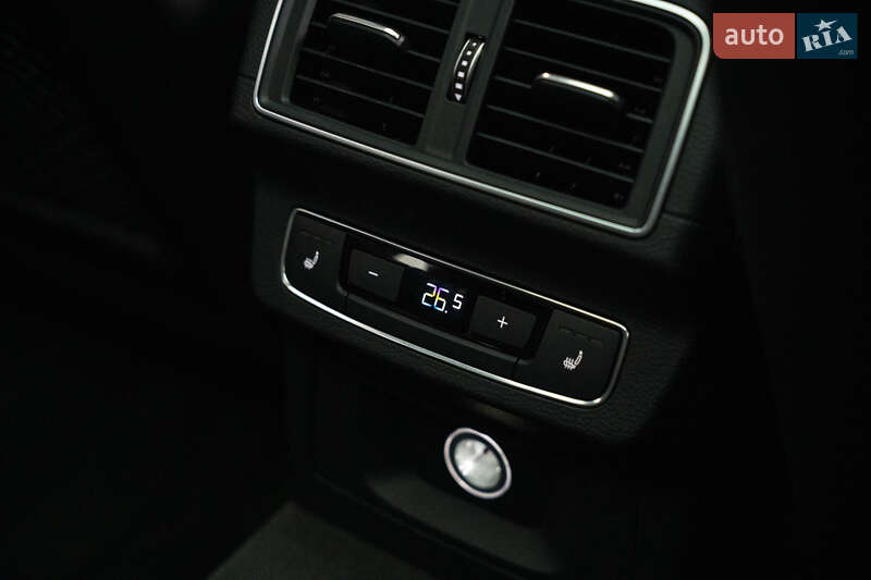 Внедорожник / Кроссовер Audi Q5 2018 в Черновцах