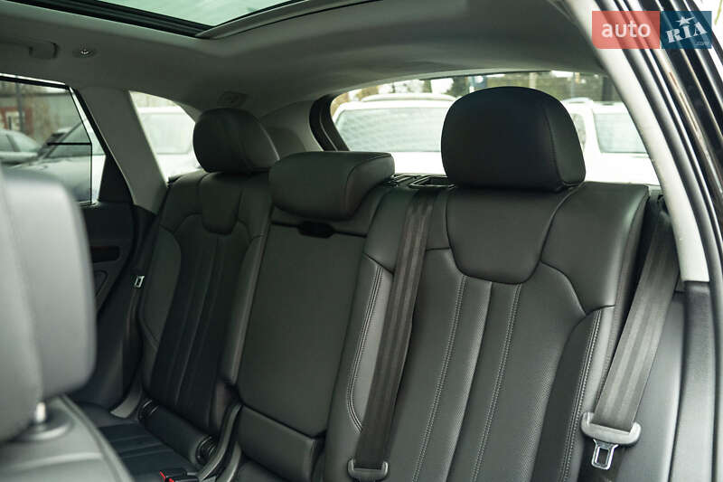 Внедорожник / Кроссовер Audi Q5 2018 в Черновцах