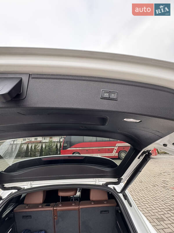 Внедорожник / Кроссовер Audi Q5 2019 в Золочеве фото 16 Внедорожник / Кроссовер Audi Q5 2019 в Золочеве