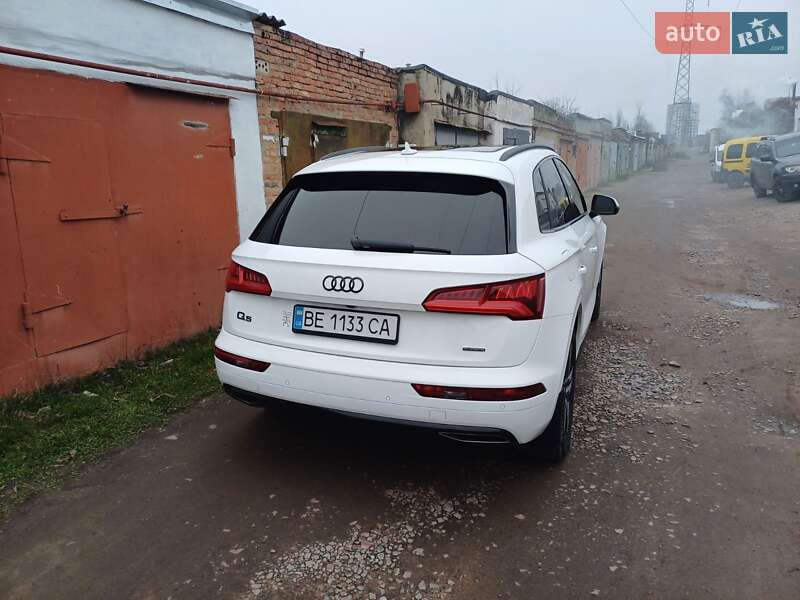 Позашляховик / Кросовер Audi Q5 2017 в Первомайську фото 5 Позашляховик / Кросовер Audi Q5 2017 в Первомайську