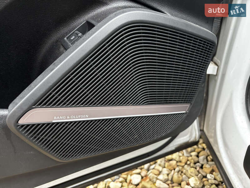 Внедорожник / Кроссовер Audi Q5 2020 в Стрые фото 17 Внедорожник / Кроссовер Audi Q5 2020 в Стрые