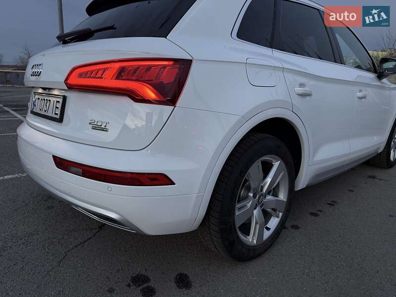 Позашляховик / Кросовер Audi Q5 2018 в Івано-Франківську