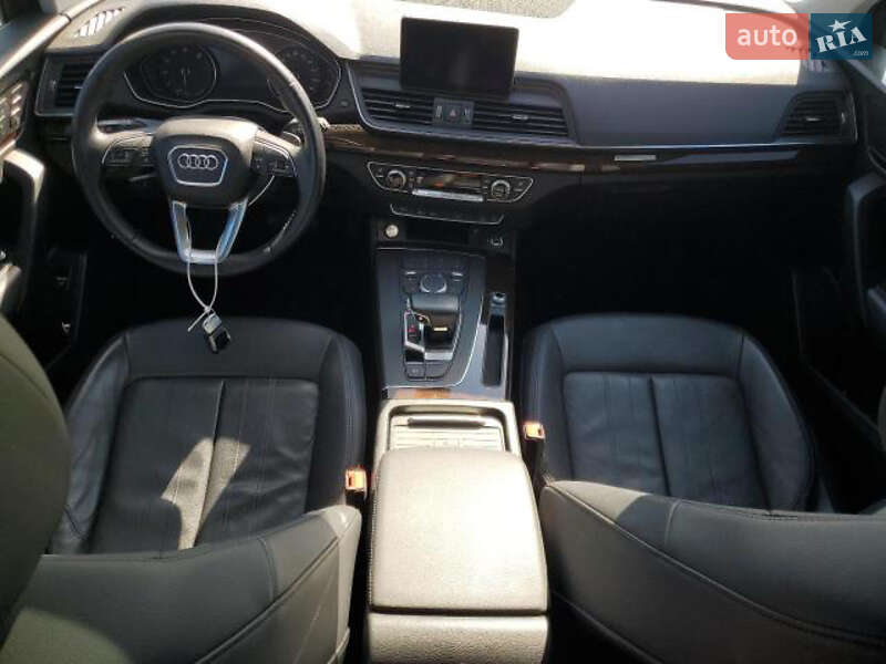 Позашляховик / Кросовер Audi Q5 2020 в Сумах