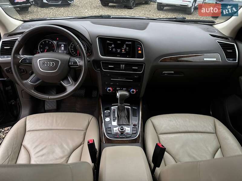 Внедорожник / Кроссовер Audi Q5 2015 в Стрые