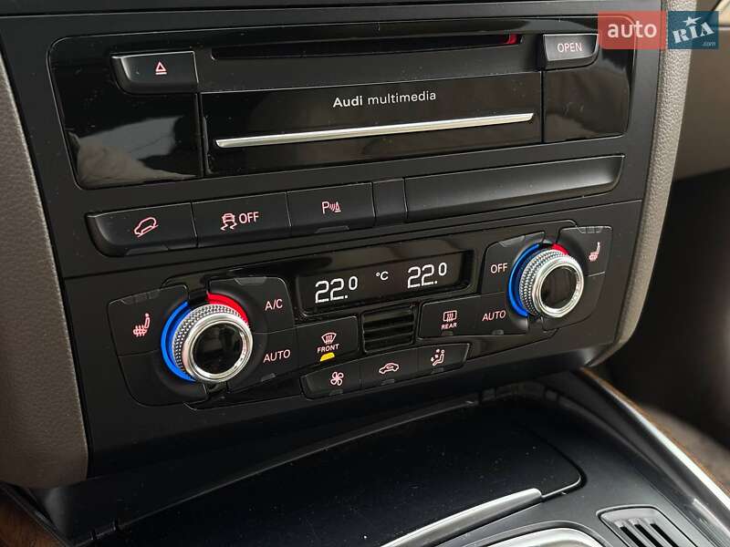 Внедорожник / Кроссовер Audi Q5 2015 в Стрые