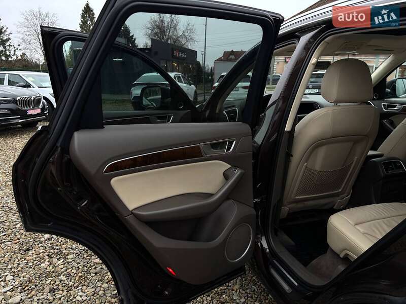 Внедорожник / Кроссовер Audi Q5 2015 в Стрые